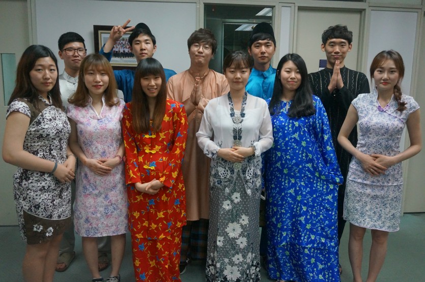 Traditional Costume 4.jpg